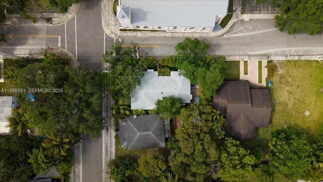 Building Photo - 3490 William Ave