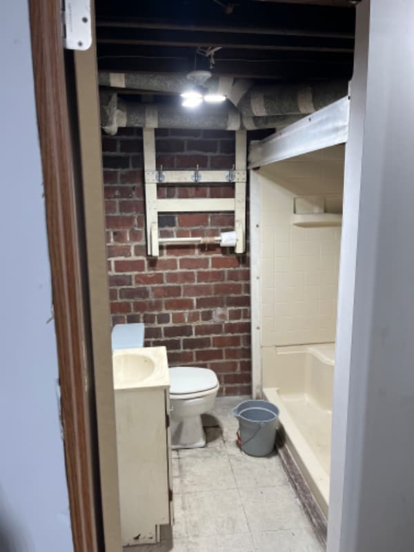 Building Photo - 1010 15th St NW