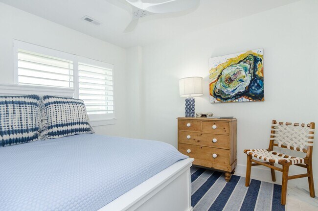 Building Photo - 201 Carolina Beach Ave S