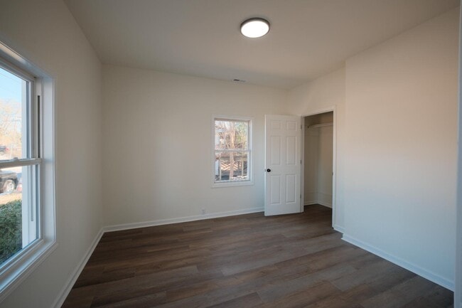 Building Photo - 4313 Wallace St