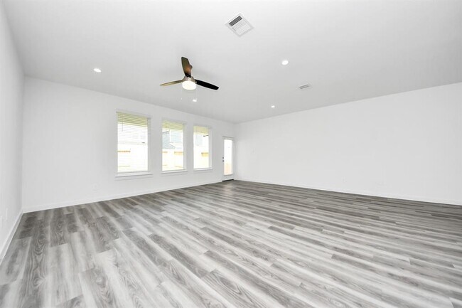 Building Photo - 2941 Amherst Mdw Ln
