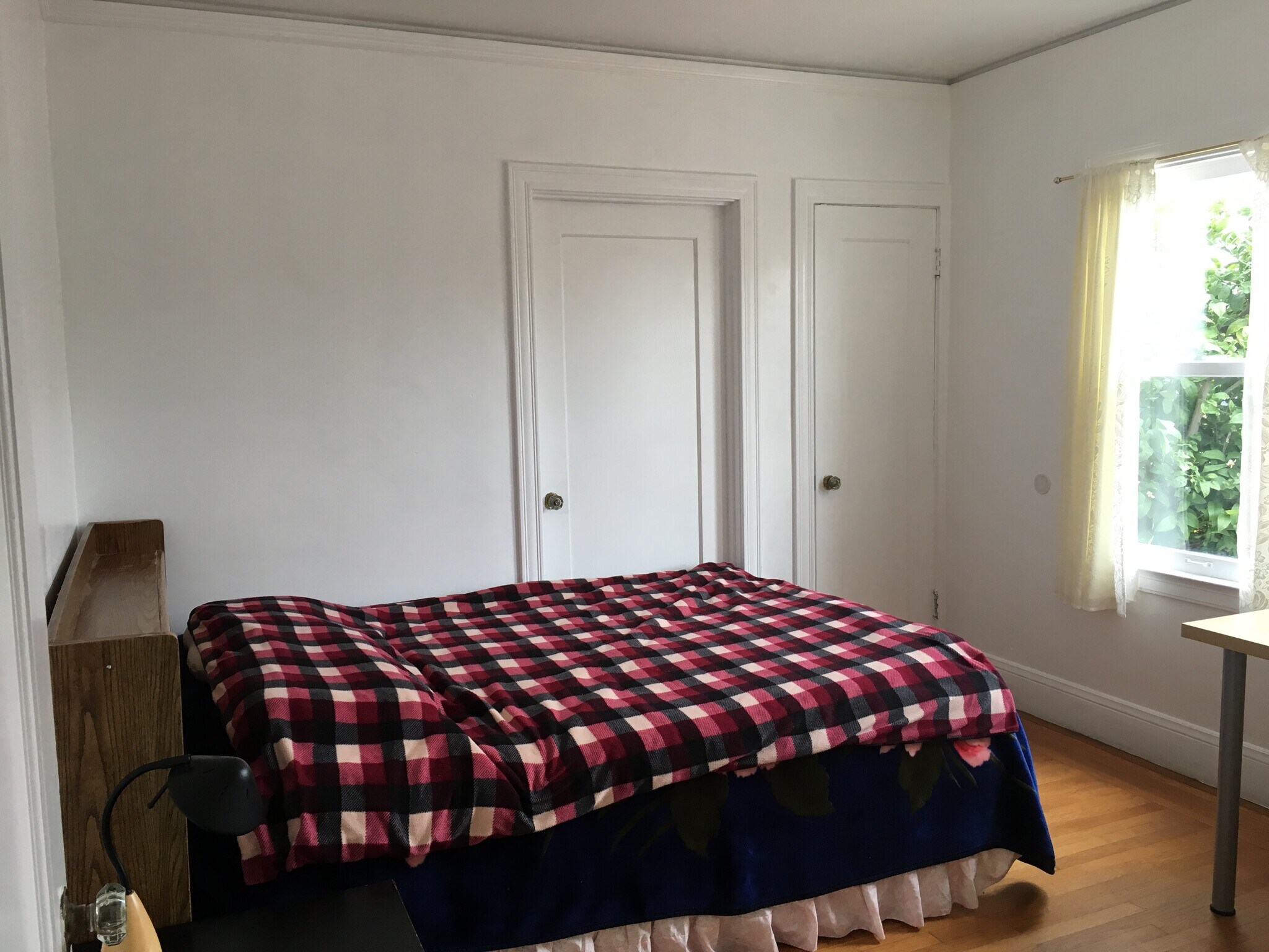 Building Photo - 918 Ramona Ave