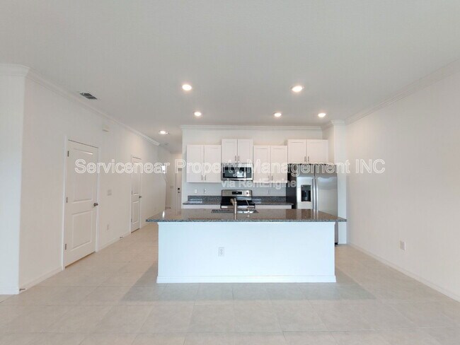 Building Photo - 9665 Ashworth Pl