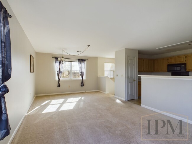 Building Photo - First Month Rent Free! - 3 Bedroom Home in...