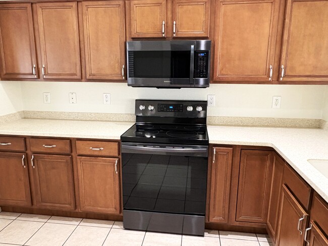 Building Photo - 1870 E Purple Martin Ln