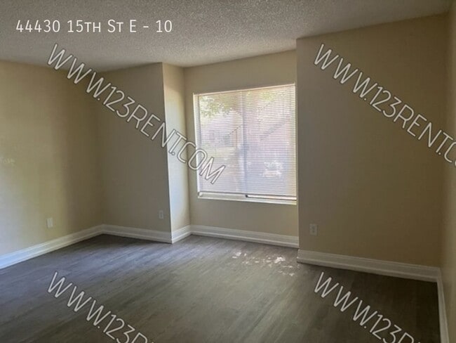 Building Photo - 44430 15th St E