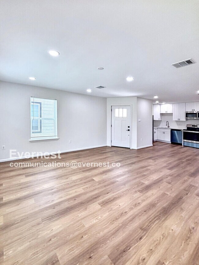 Building Photo - 9913 Porto Rico Rd