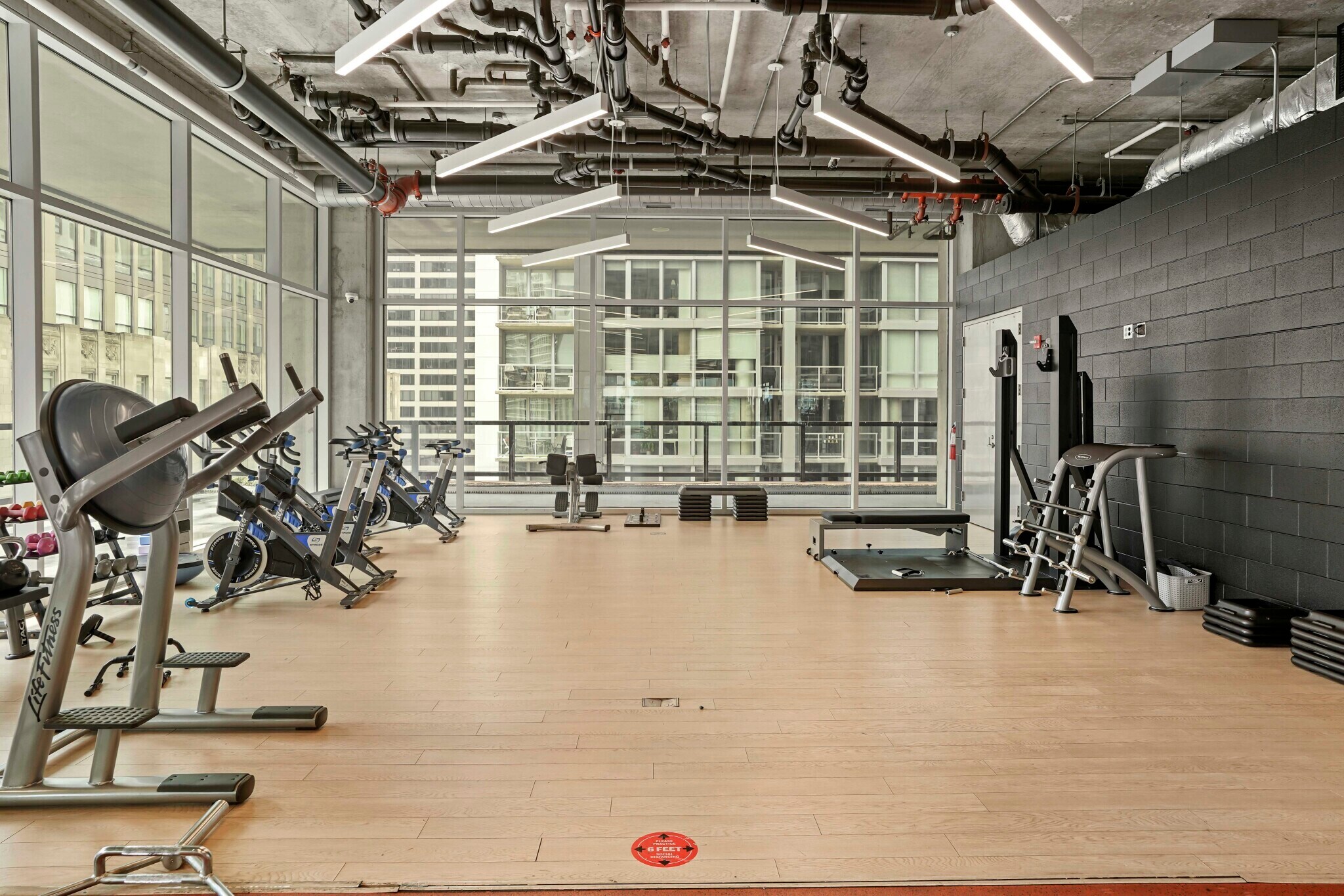 Building Photo - 181 E Illinois St