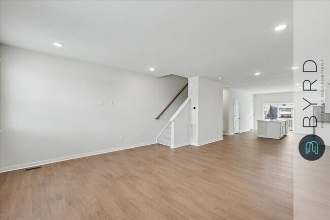 Building Photo - 231 Golden Haze Aly