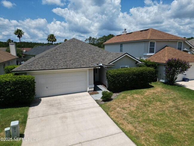 Primary Photo - 1426 Laurel Oak Dr