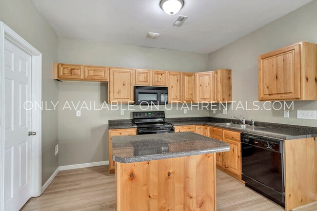 Primary Photo - 11782 S Zephyr Way