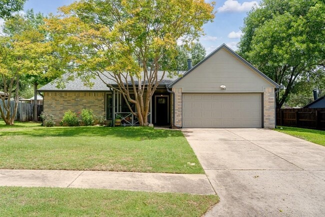 Building Photo - 1502 Quail Run Rd