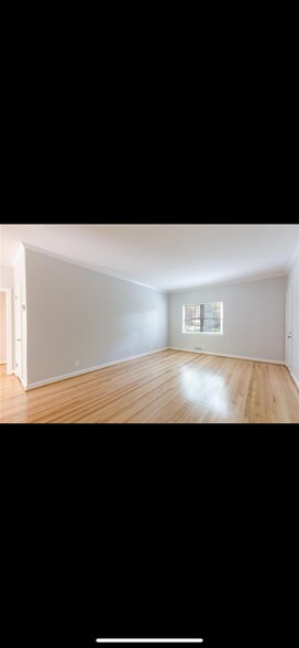 Building Photo - 430 Lindbergh Dr NE