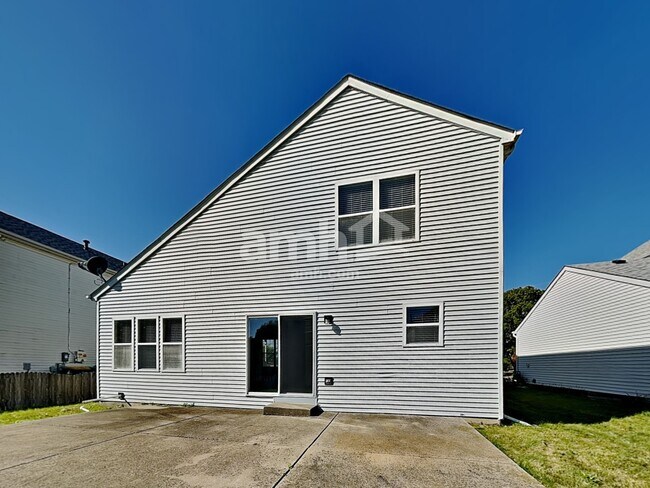 Building Photo - 1612 Lake Pointe Dr