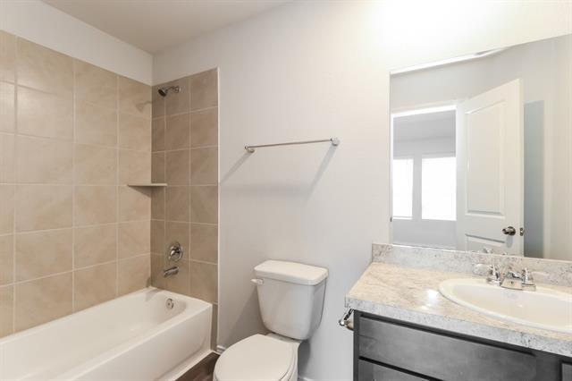 Building Photo - 1401 Mark Ln