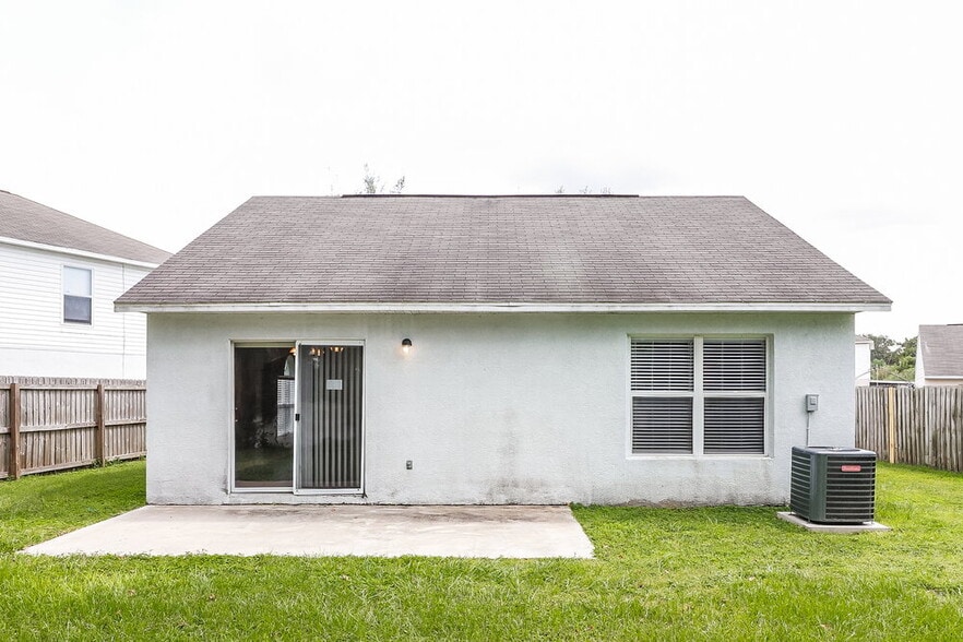 Building Photo - 6203 Gassino Pl