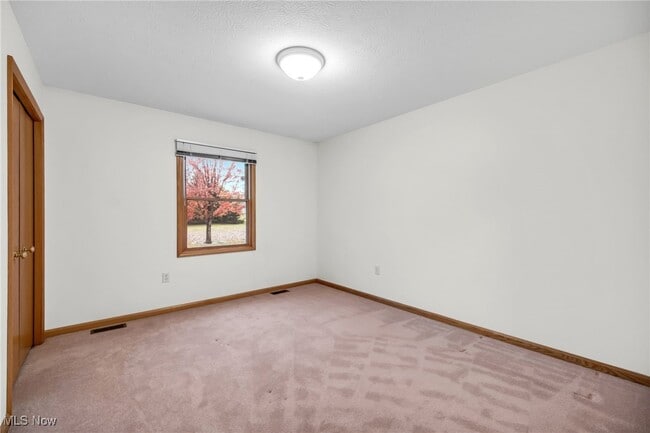 Building Photo - 2366 Stony Hill Rd