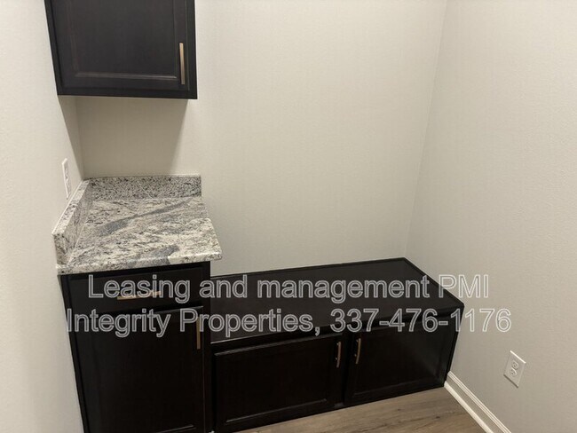 Building Photo - 112 Segovia Wy