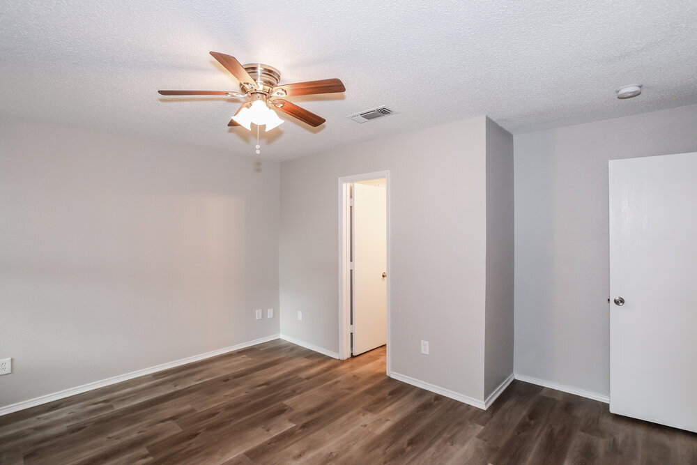 Building Photo - 10529 Flamewood Dr