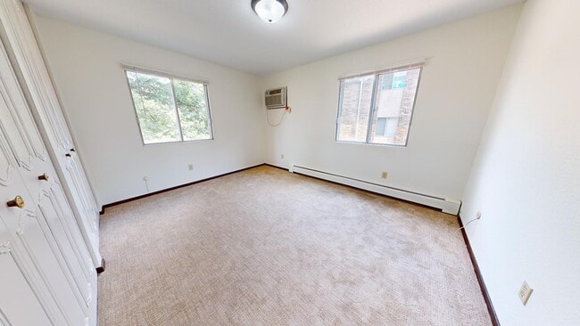 Building Photo - 3050 Old Hwy 8