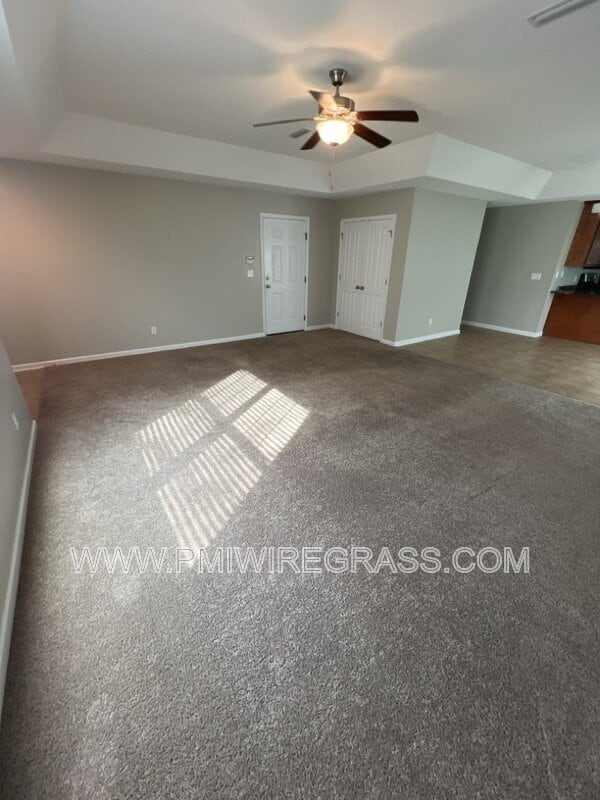 Building Photo - 214 Winterberry Way