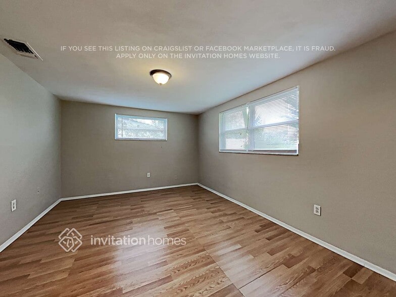 Building Photo - 3205 Matchlock Dr