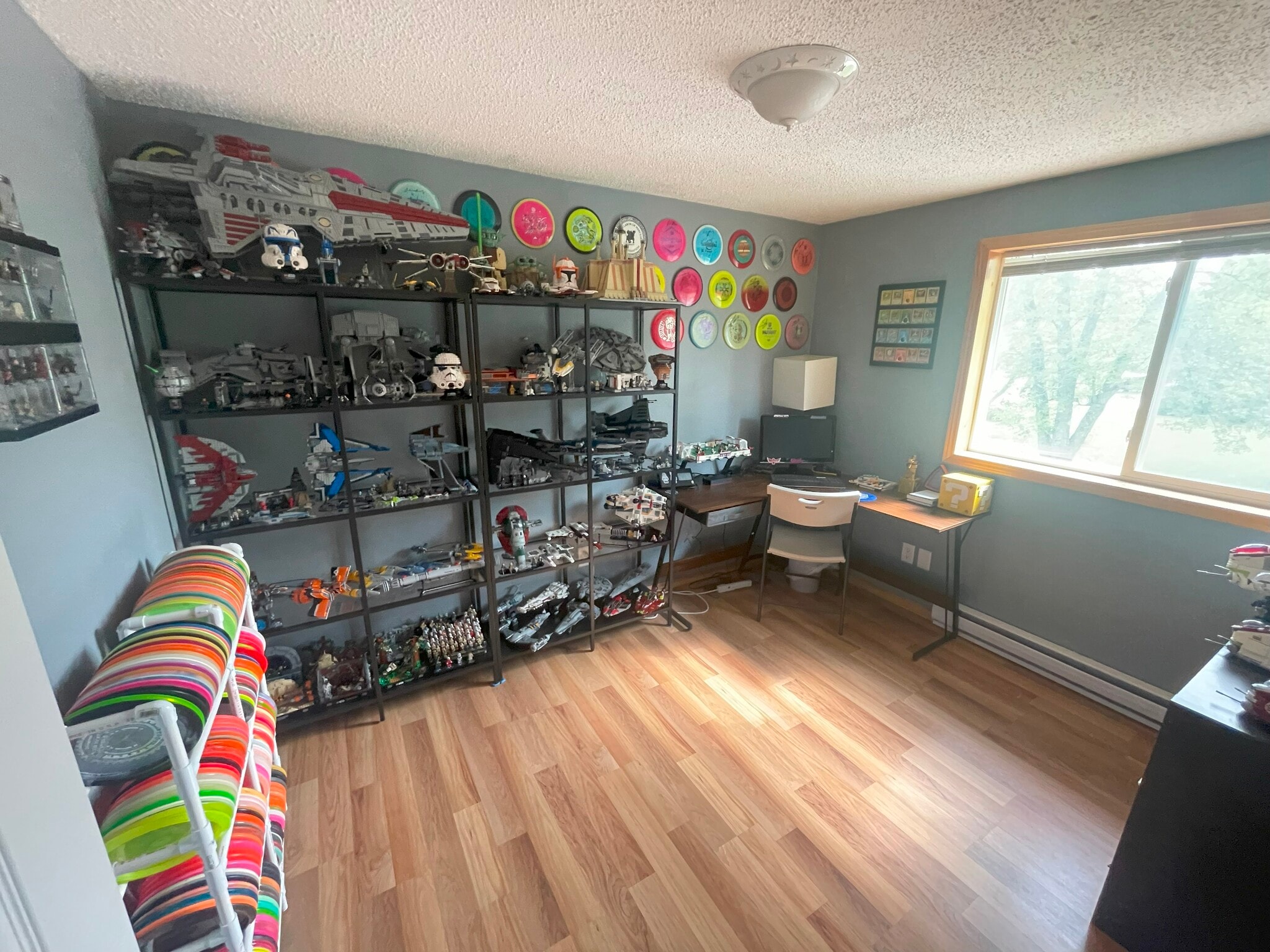 Building Photo - 2923 Heatherwood Cir S