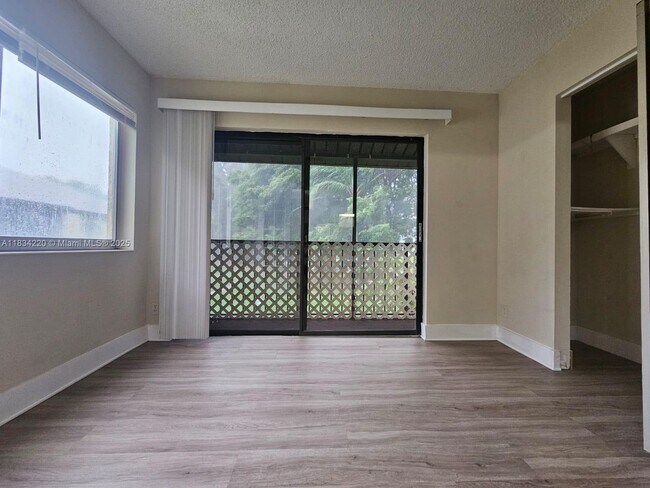 Building Photo - 4857 Sable Pine Cir