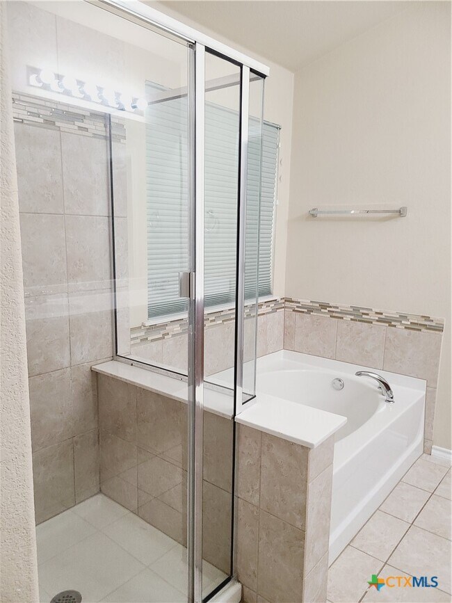 Building Photo - 3311 Rusack Dr