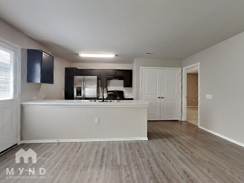 Building Photo - 7119 Cozy Run