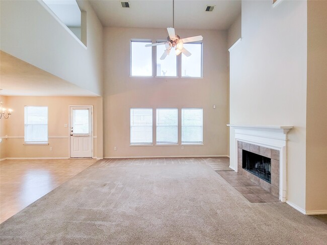 Building Photo - 4926 Lake Gladewater Ct