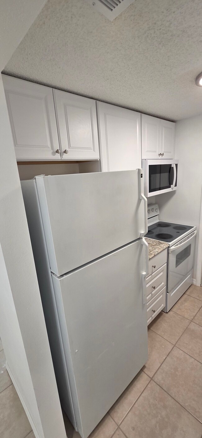 Building Photo - 4934 Getner St