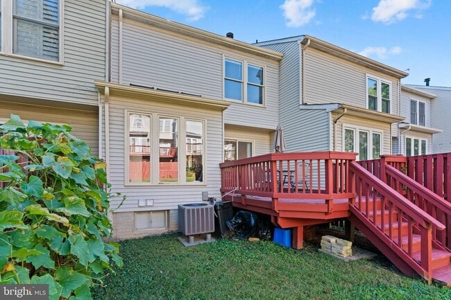 Building Photo - 20324 Cedarhurst Way