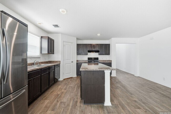 Building Photo - 6418 Dynamic Sound