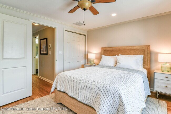 Building Photo - 6 1/2 Embury Ave