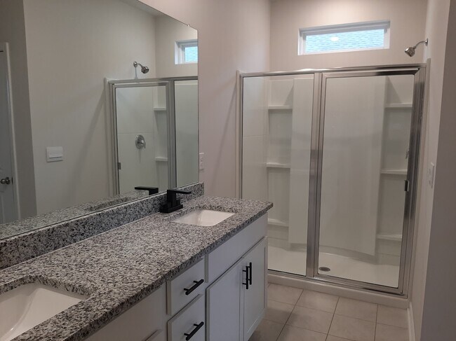 Building Photo - 3085 White Hbr Dr