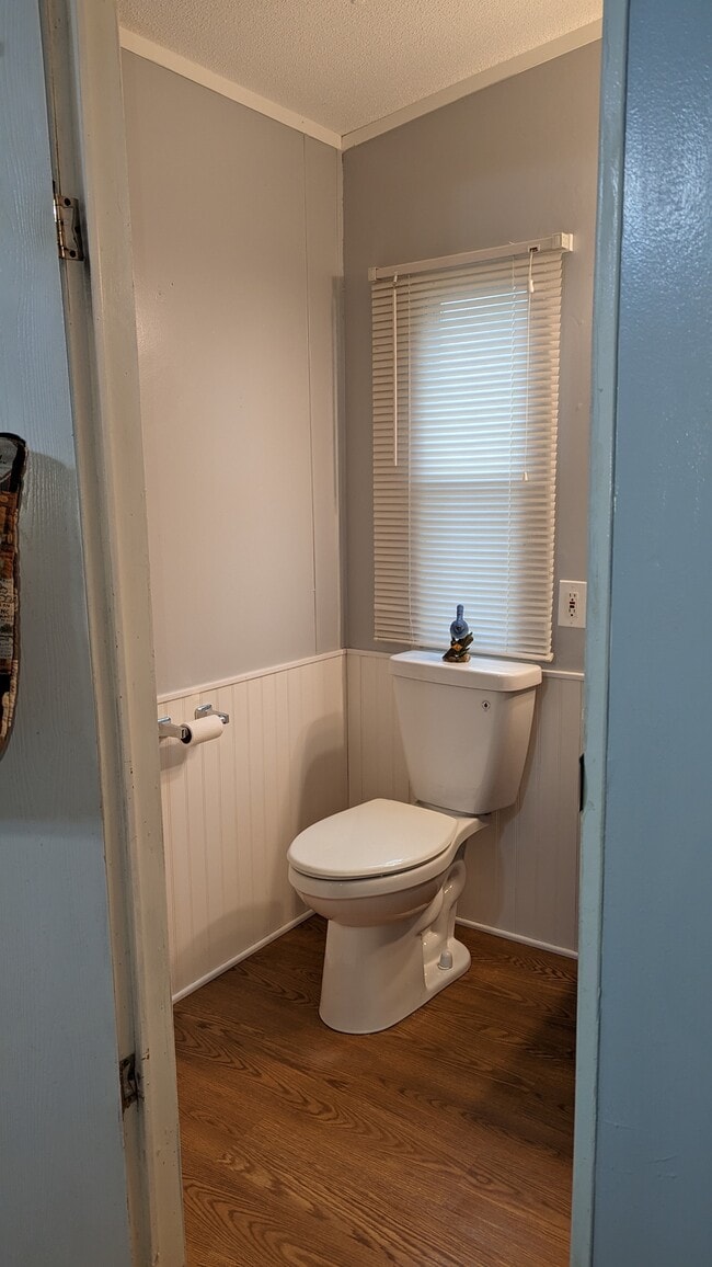 Building Photo - 106 Sumac Ln