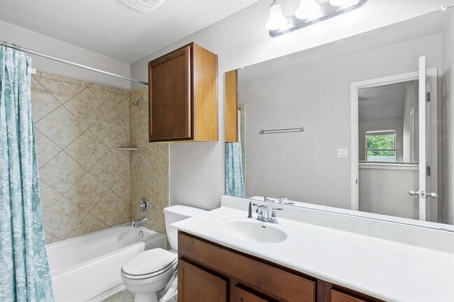 Building Photo - 10824 Dinah Dr