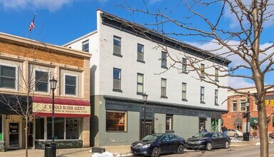 Building Photo - 104 W Main St