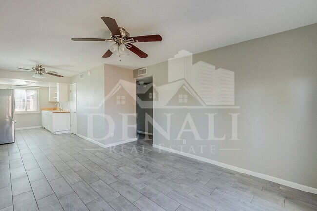 Building Photo - 600 S Dobson Rd