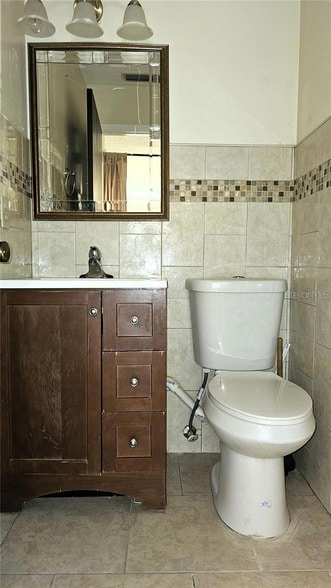 Building Photo - 4330 Tahitian Gardens Cir