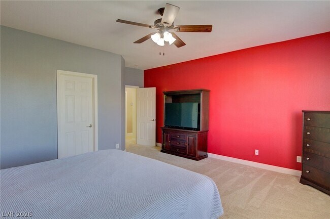 Building Photo - 8925 Monte Oro Dr