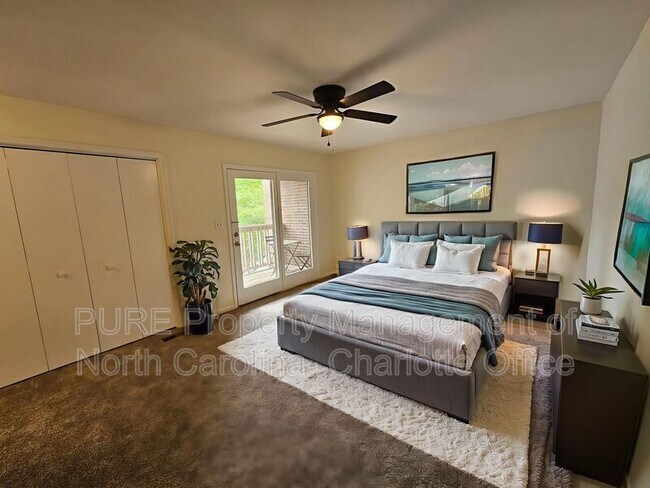 Building Photo - 333 Circle Ave