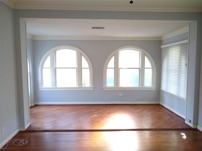 Building Photo - 1722 Haver St