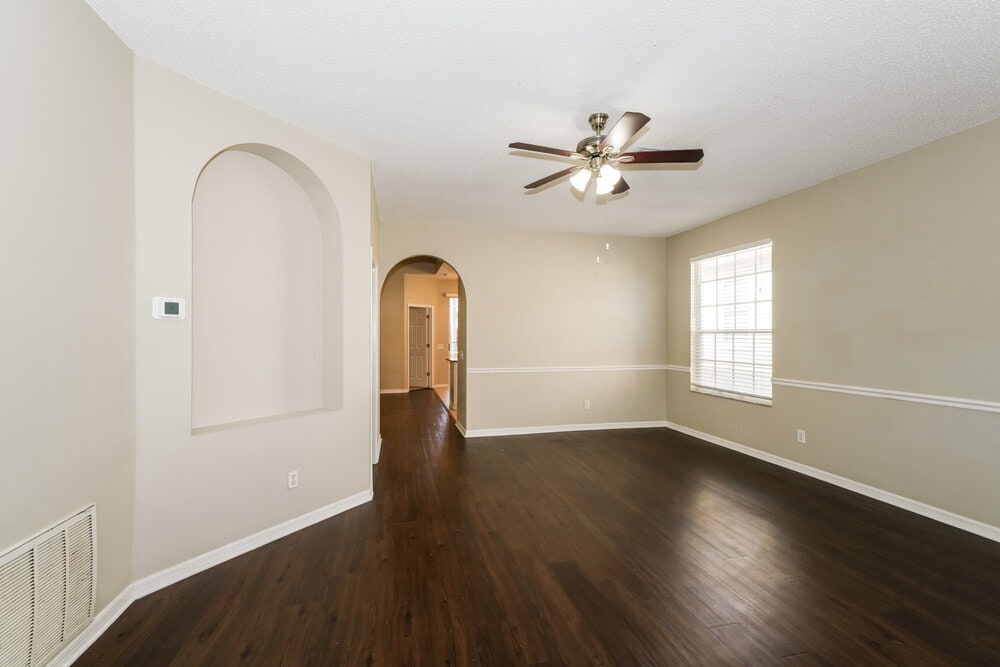 Building Photo - 18217 Brookpark Dr