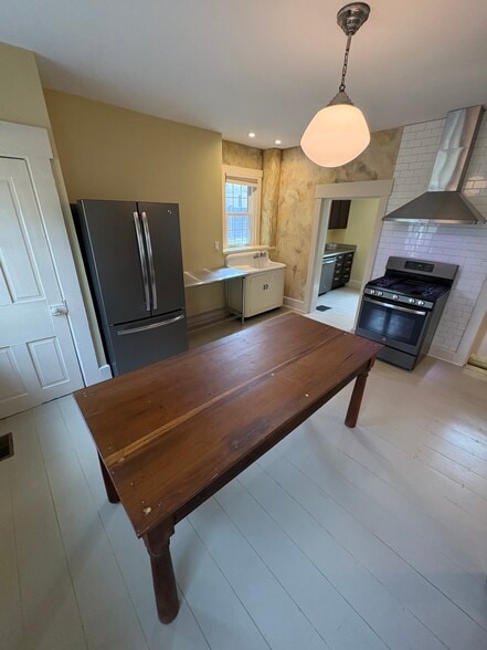 Kitchen - 311 S 3rd St
