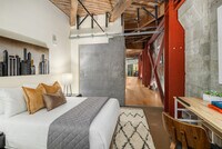 Building Photo - 1408 12th Ave