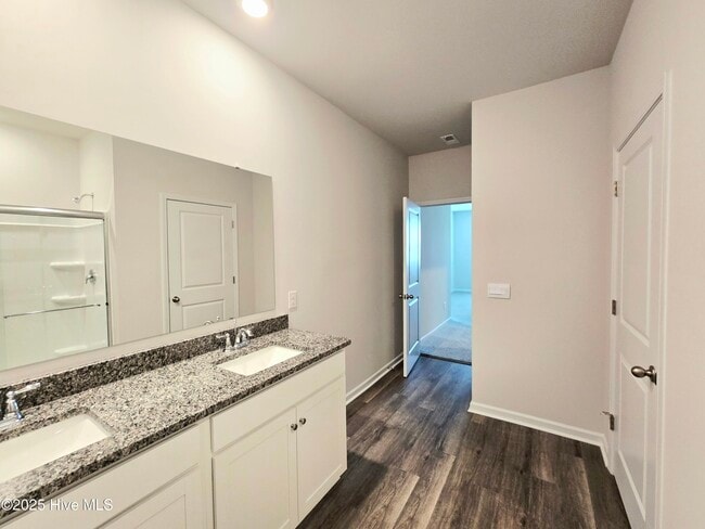 Building Photo - 4277 Blossom Hl Dr