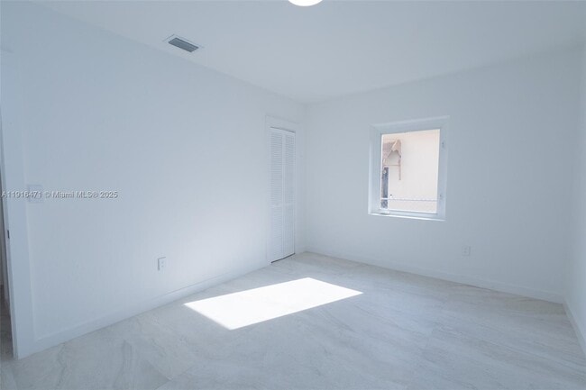 Building Photo - 2675 SW 24th Ter