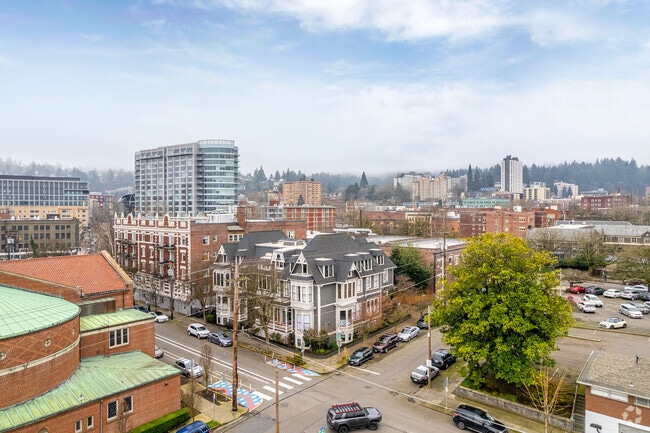 Aerial Photo - George H. Williams Condominiums
